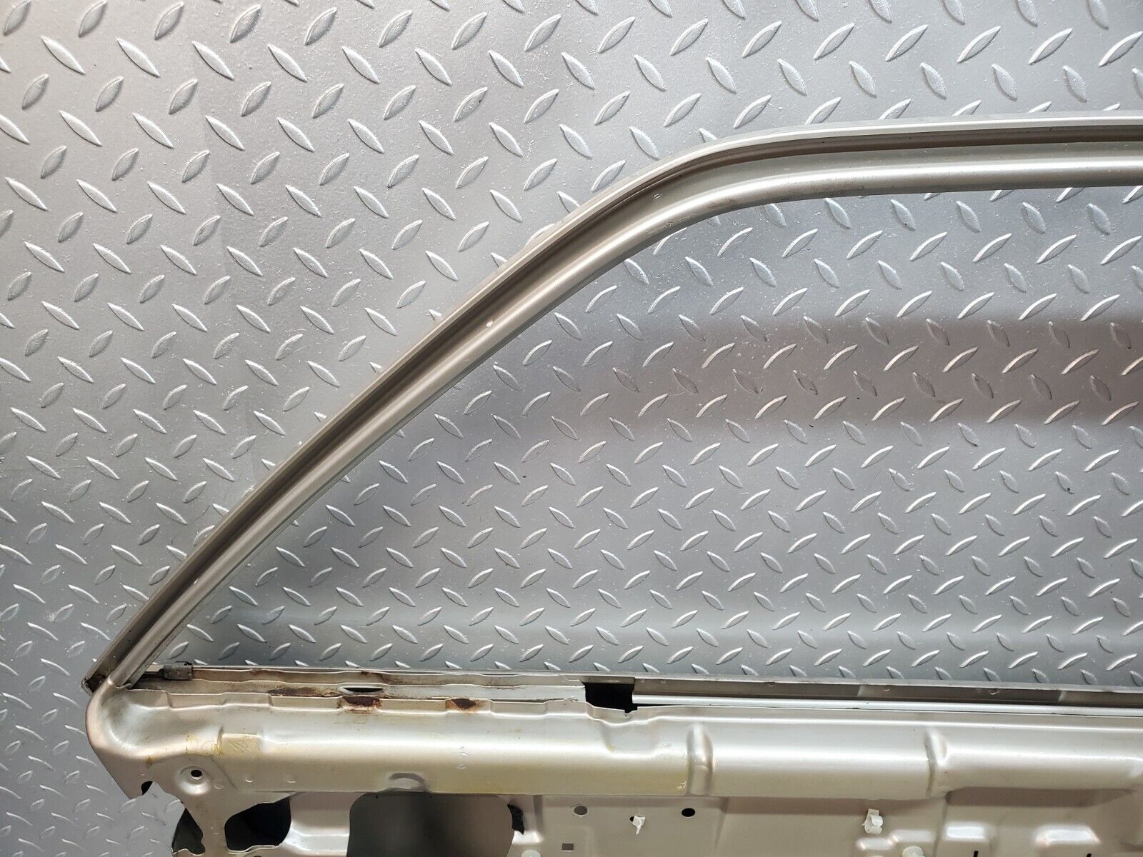 45993 Mercedes-Benz W126 420SE Rear Left Door