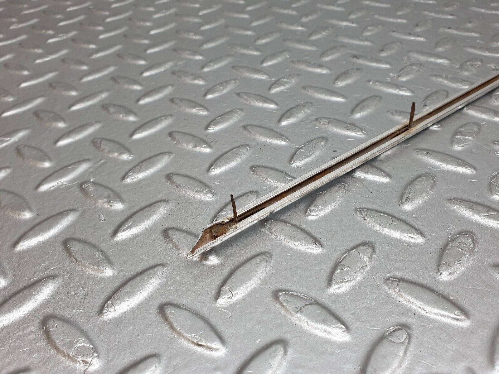 43471 Mercedes-Benz W108 280SE Left Door Card Chrome Trim