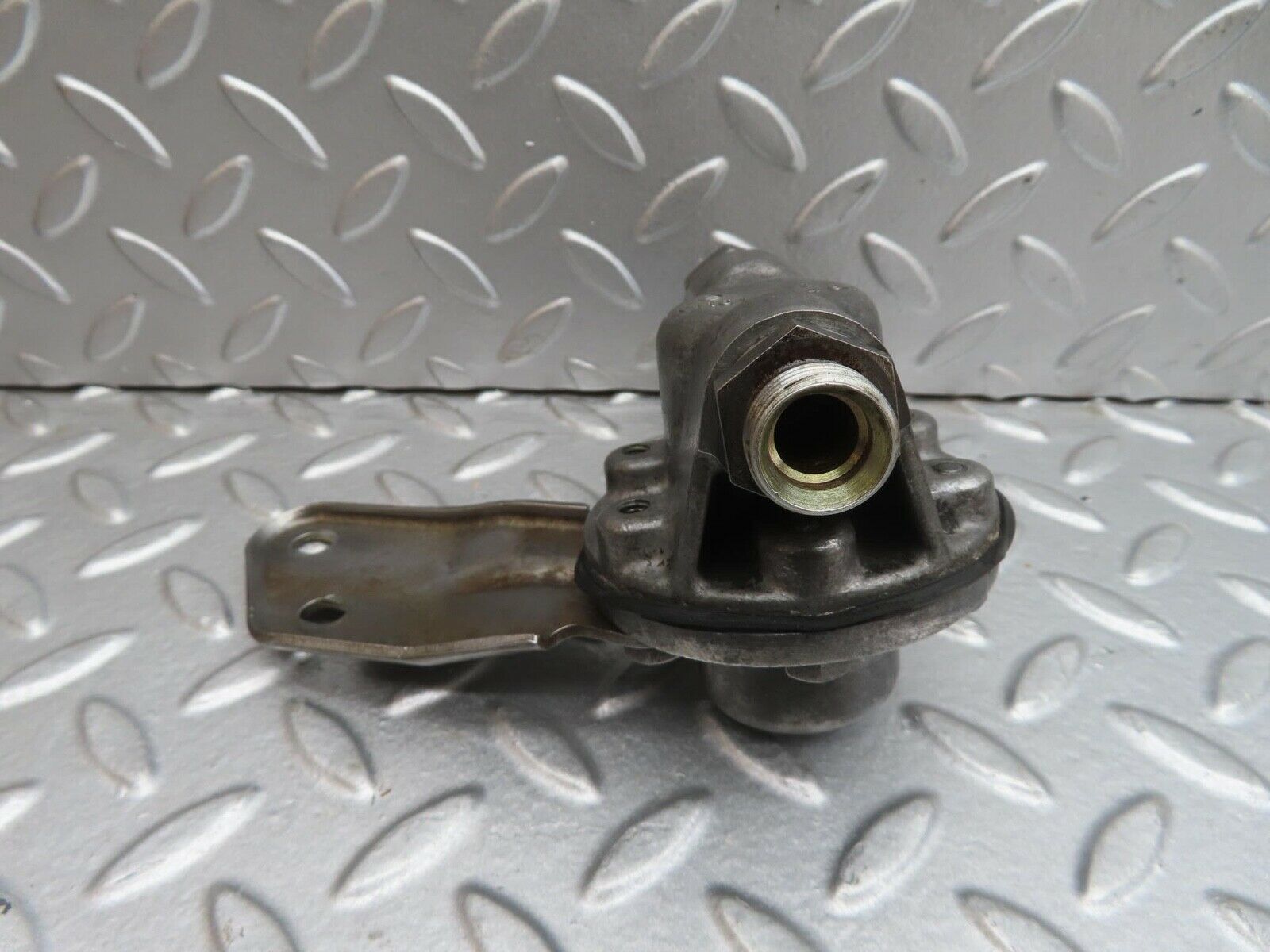 13721 Mercedes-Benz R107 450SL Oil Pressure Damper 1161870494