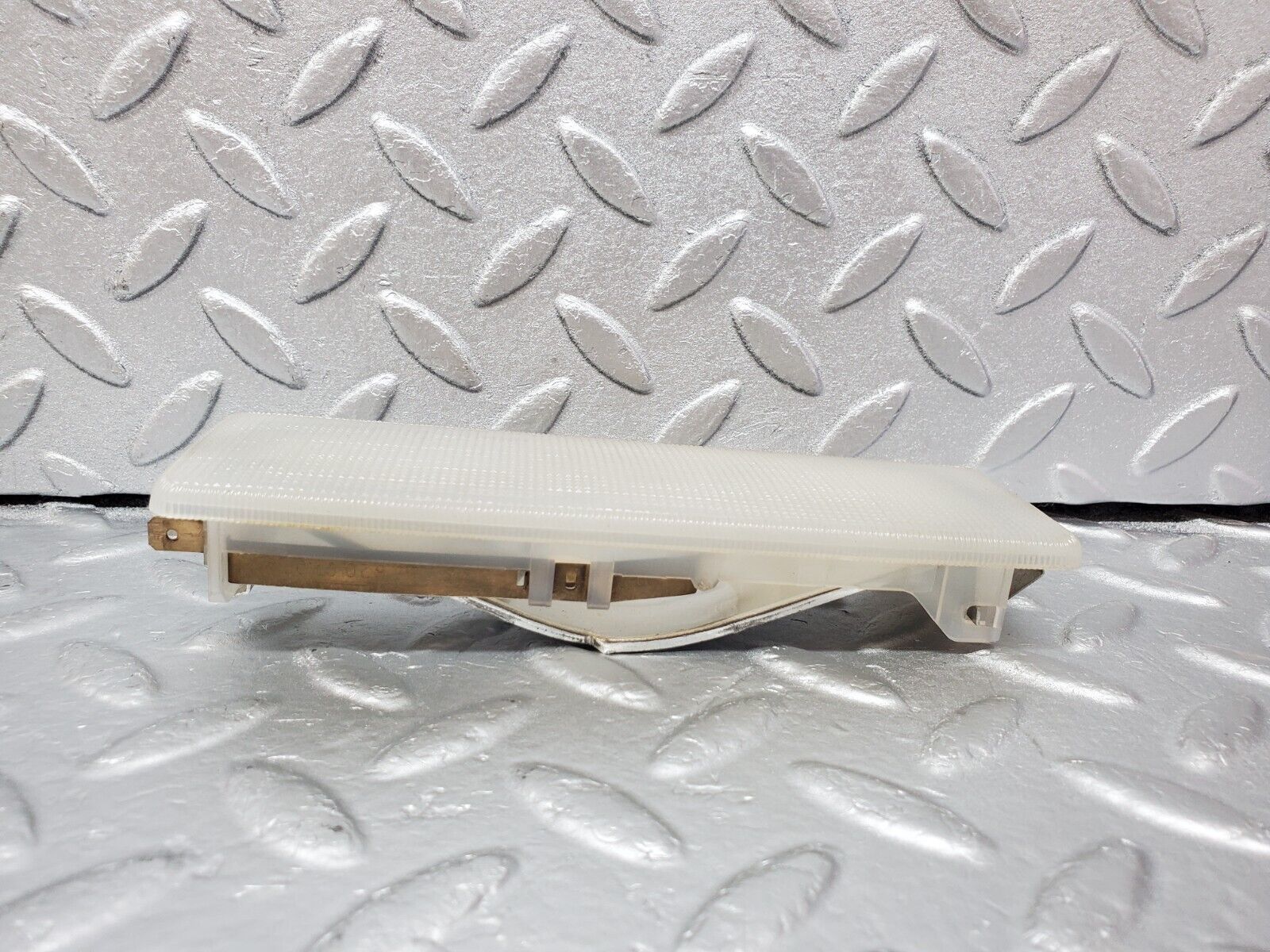 45791 Mercedes-Benz W126 420SE Rear Dome Light 1268200101