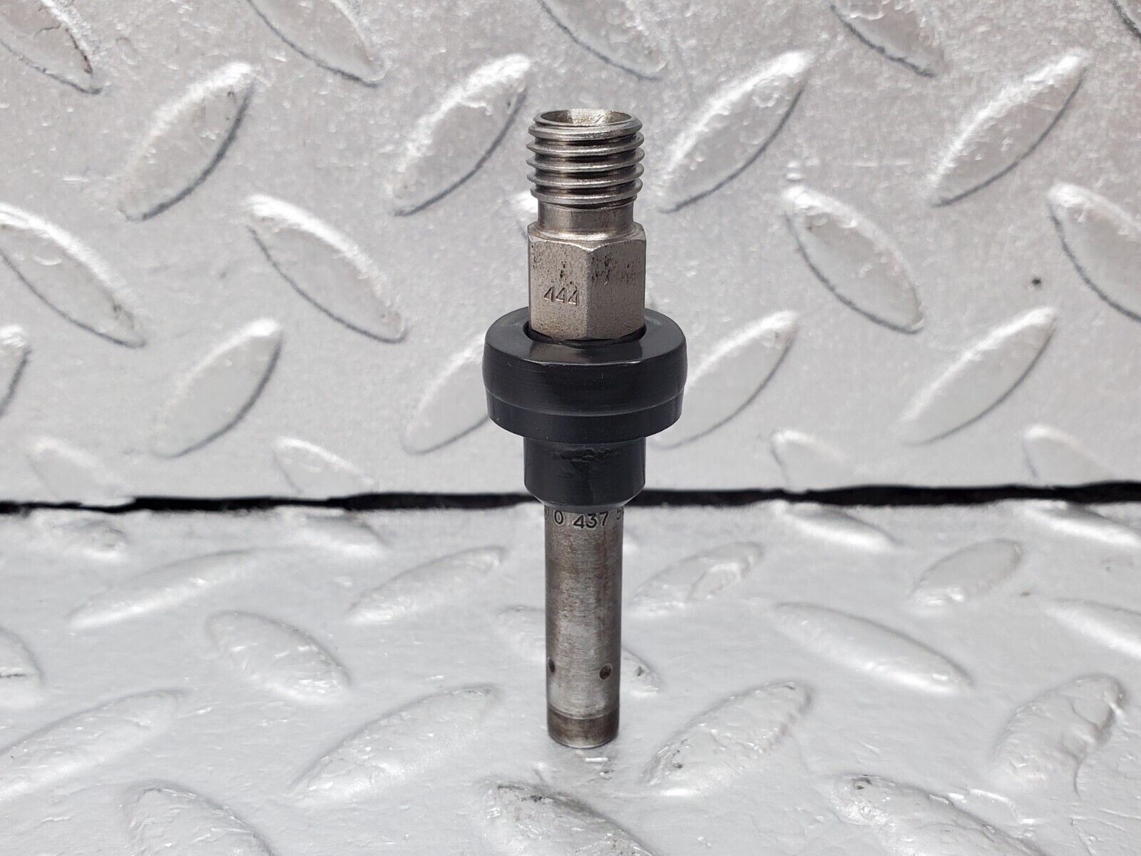 45464 Mercedes-Benz 280E M110.988 Fuel Injector Bosch 0437502010