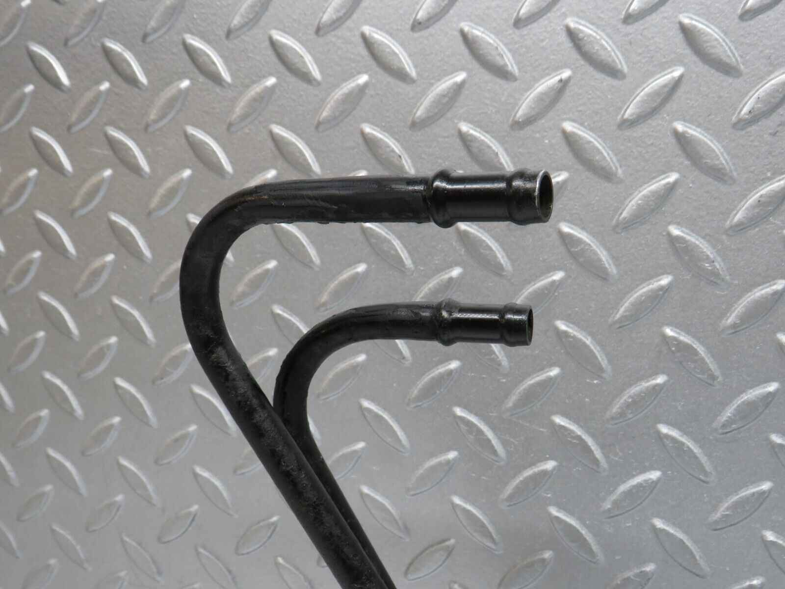 39299 Mercedes-Benz R107 500SL Power Steering Oil Cooler Pipe