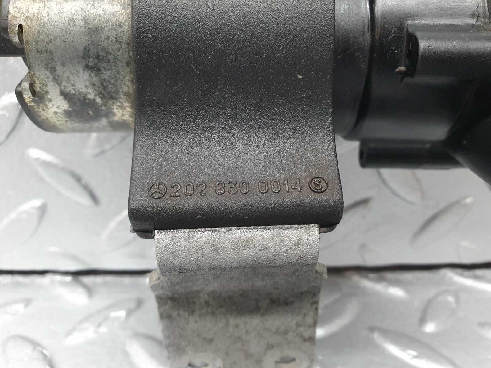 41821 Mercedes-Benz W202 C200 Auxiliary Heating Water Pump 0018351164