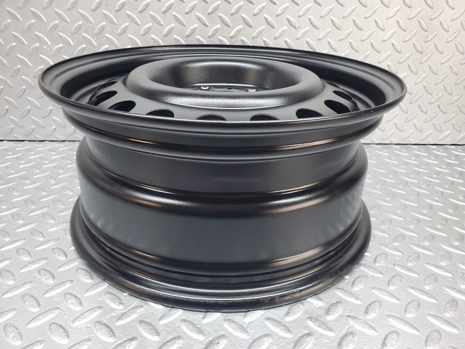 44879 Mercedes-Benz Steel Wheel 6.5Jx15H2 ET49 5x112 1244001202