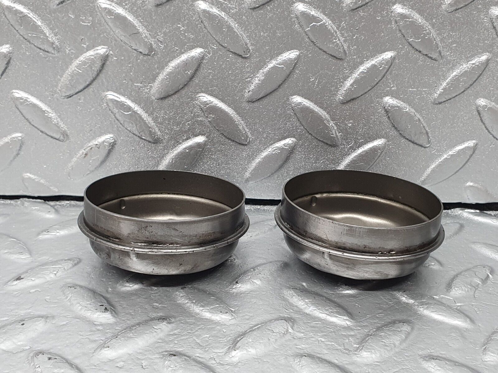 42299 Mercedes-Benz R129 320SL Coupe Wheel Hub Locking Cap