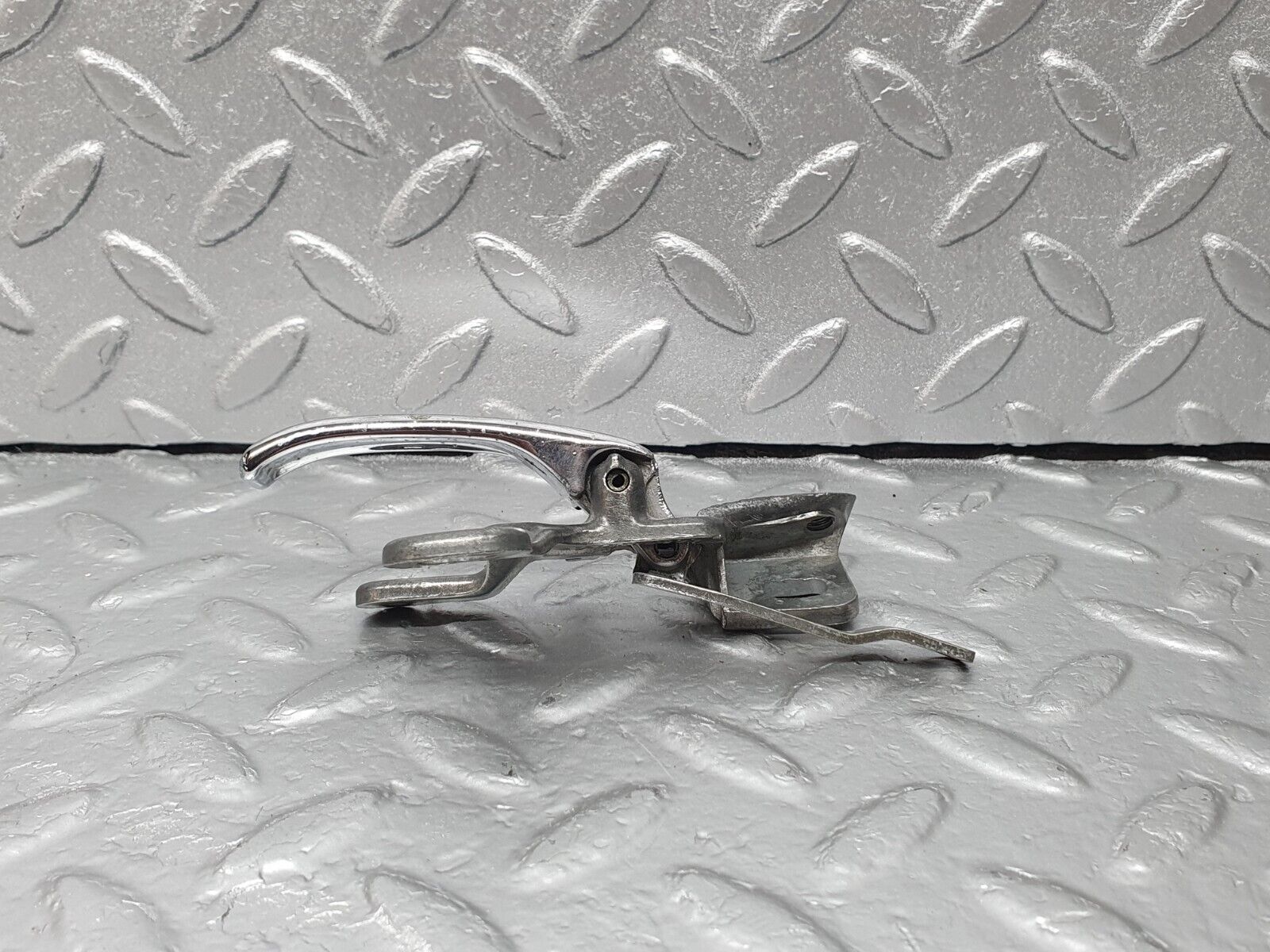 43109 Mercedes-Benz W108 280SE Rear Right Interior Door Handle Chrome 1157660219