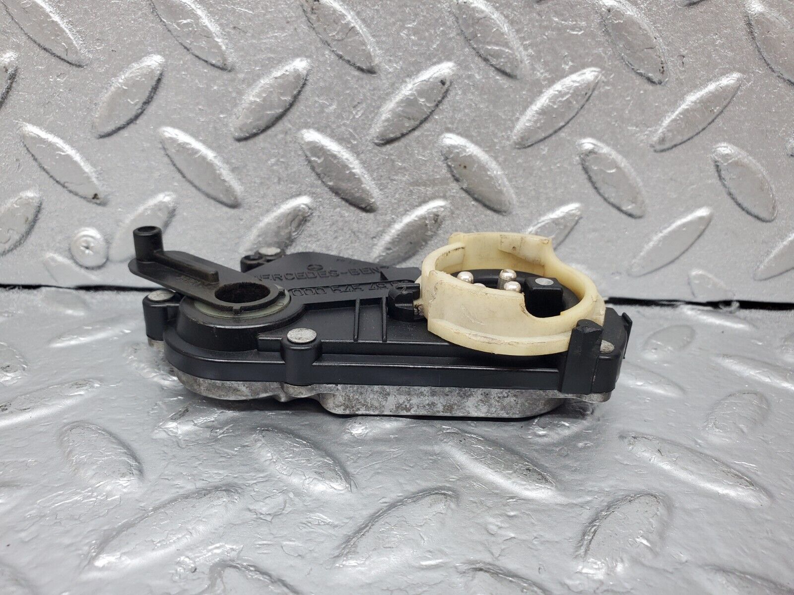 44569 Mercedes-Benz W123 280E Reverse Light Switch 722.309 0005454906