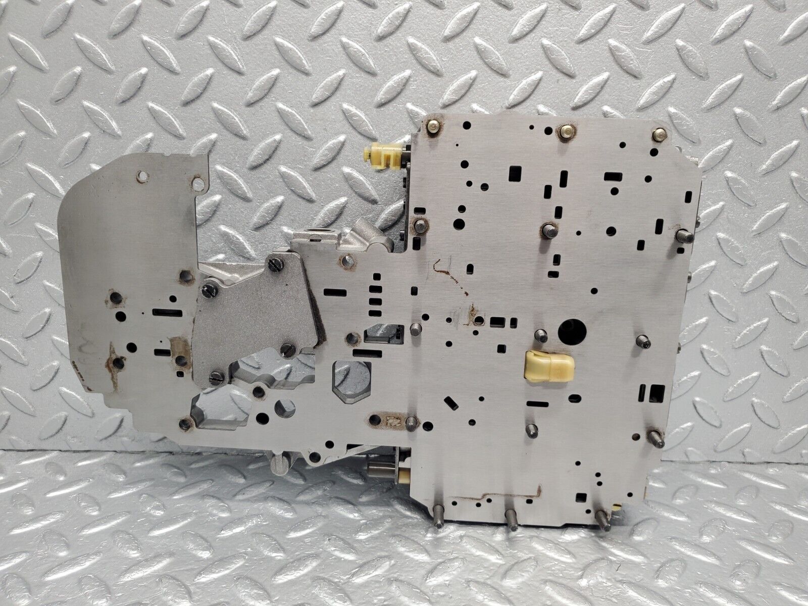 46313 Mercedes-Benz W124 280E Automatic Gearbox Valve Body 722.433 1242770601 1242771303