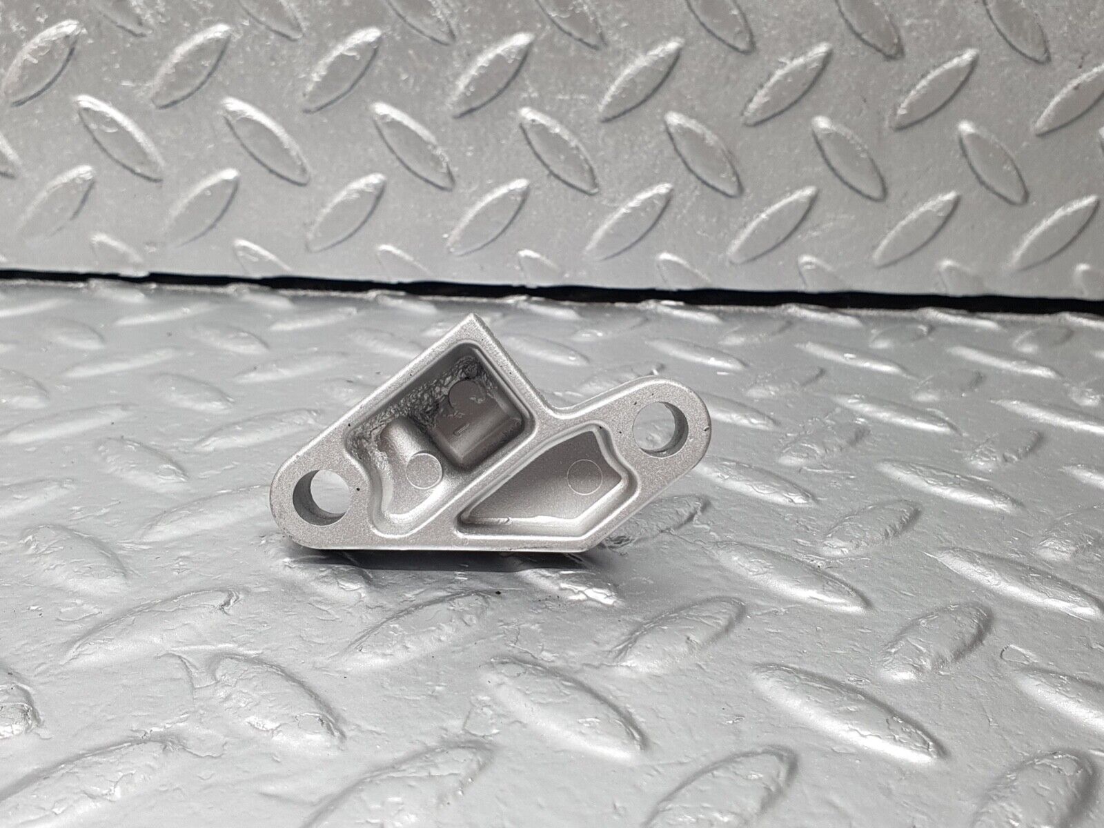 42984 Mercedes-Benz W201 190 Alternator Generator Support Bracket 1021550735