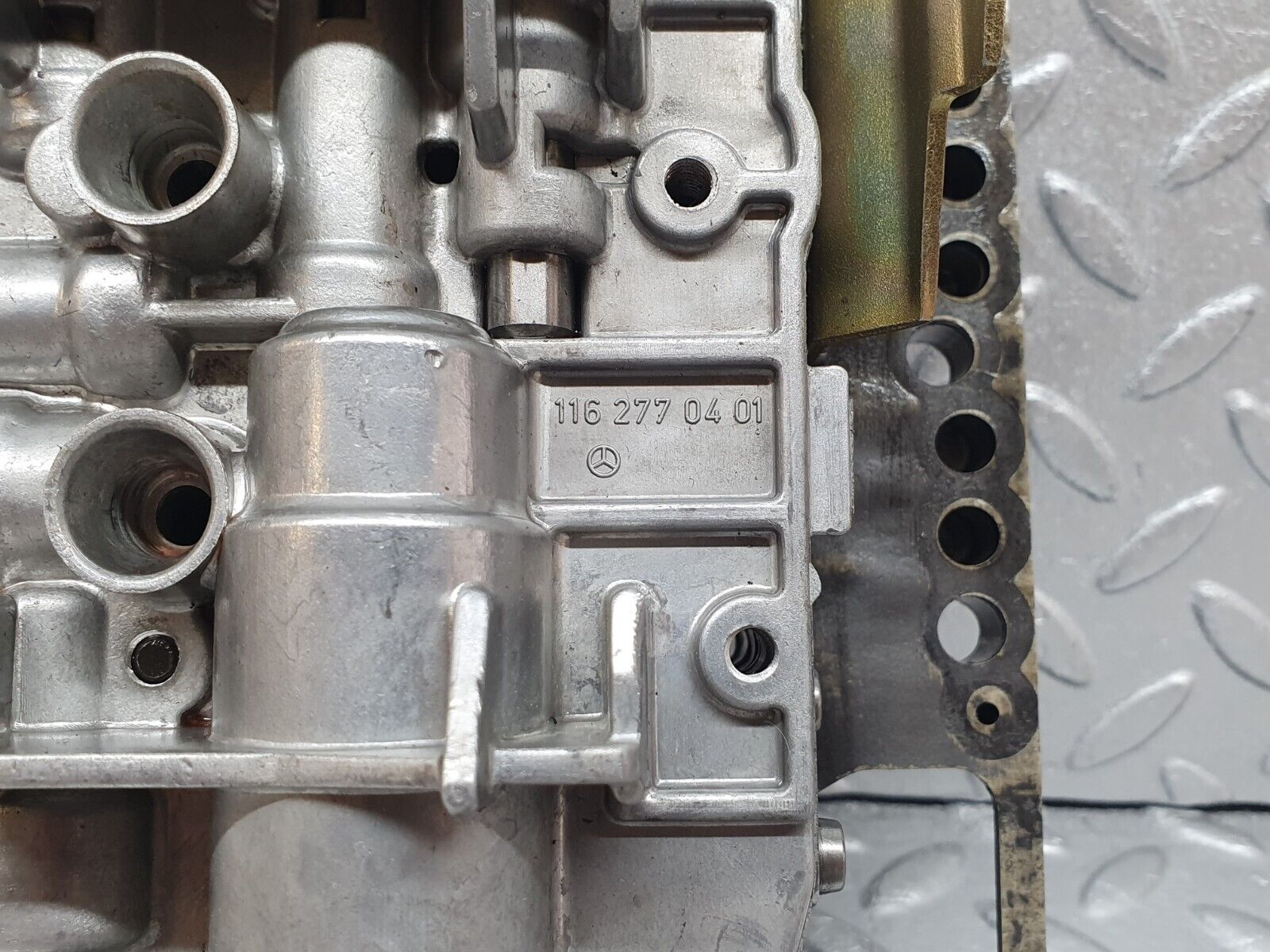 44239 Mercedes-Benz C107 350SLC Coupe Automatic Gearbox Valve Body 722.001 1162770401 1162701207