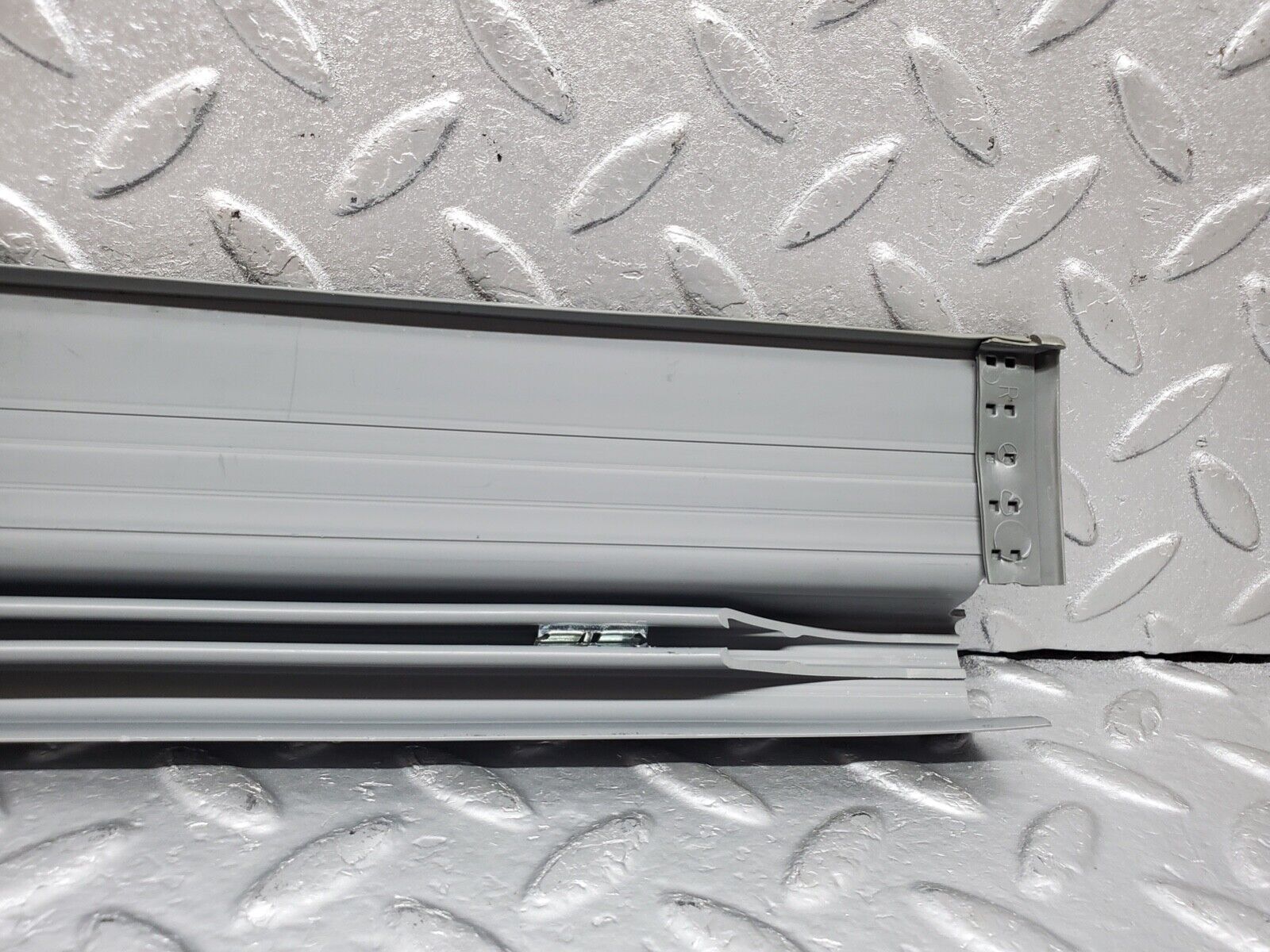 44583 Mercedes-Benz W124 220E Rear Right Door Sill Trim