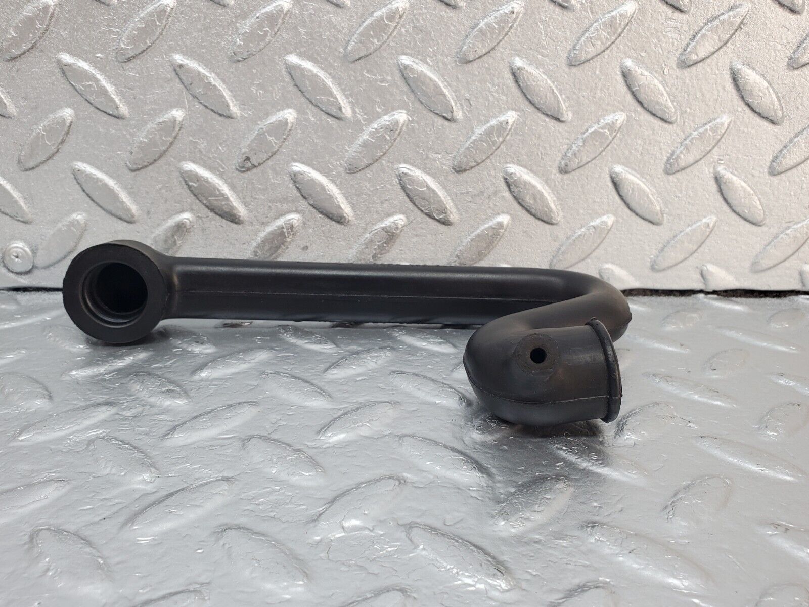 45399 Mercedes-Benz 280E M110.983 Air Intake Pipe 1100942482