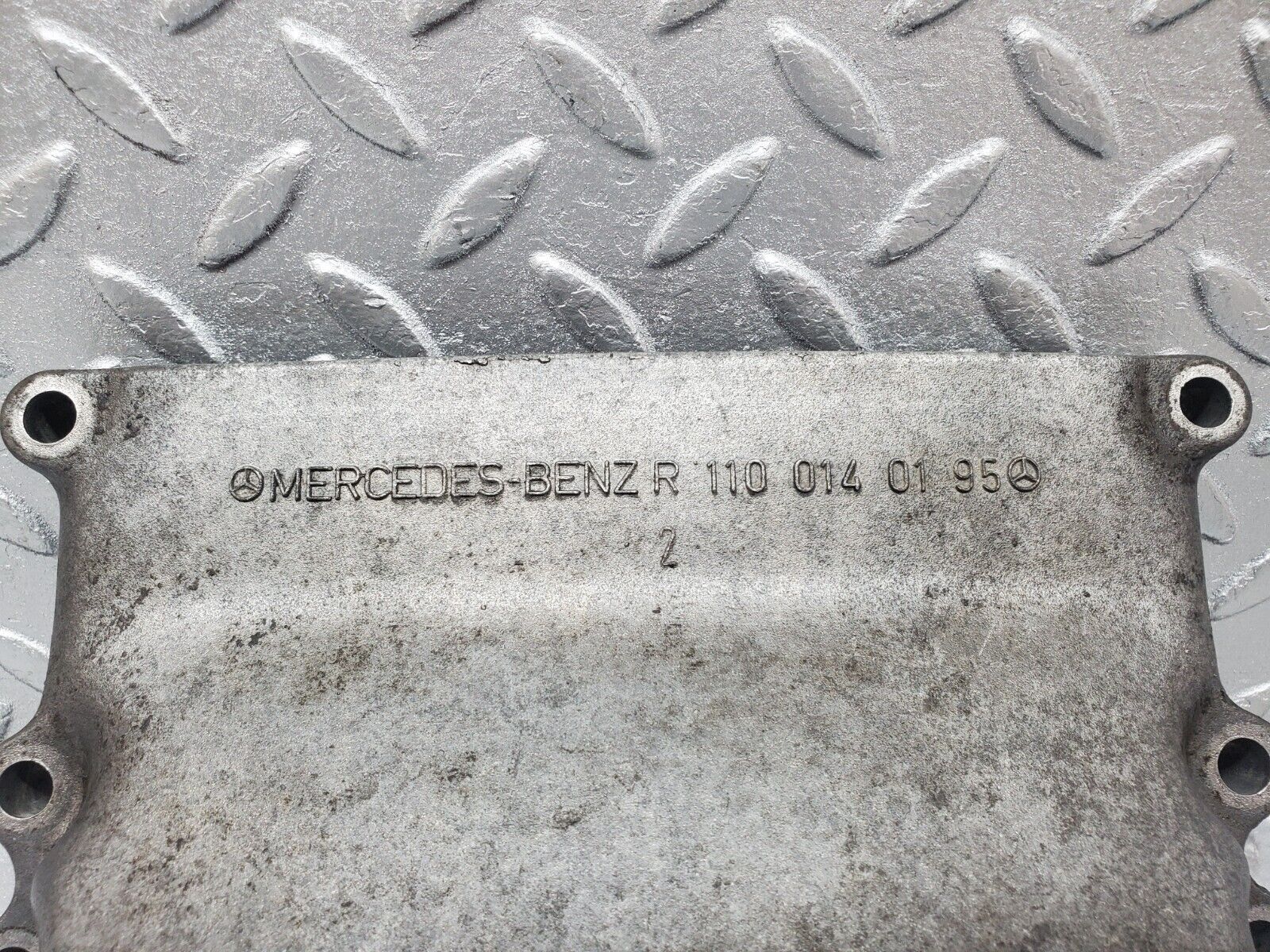 44303 Mercedes-Benz W123 280E Gearbox Support 1100140195