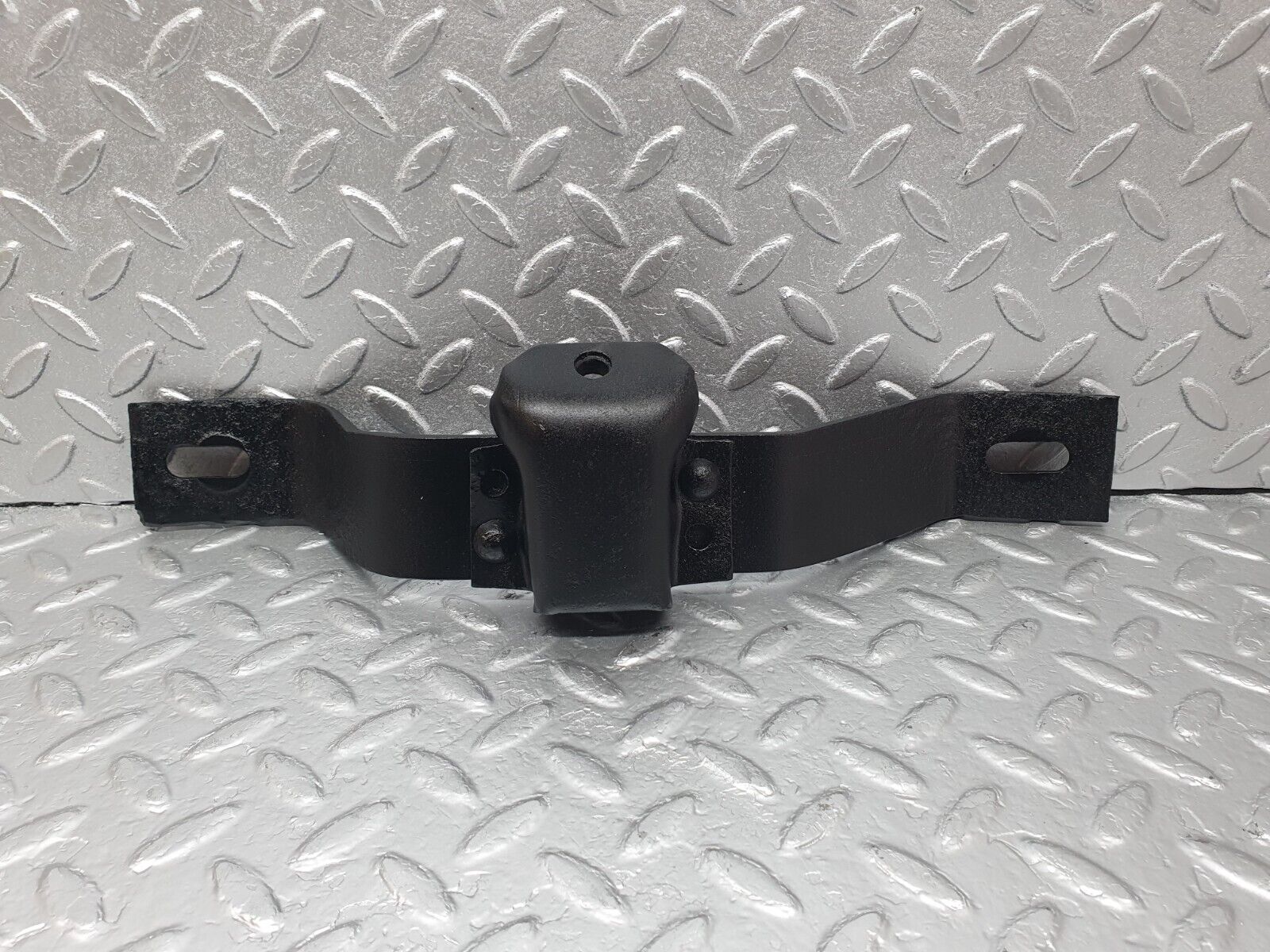 43404 Mercedes-Benz W108 280SE Rear Left Bumper Bracket