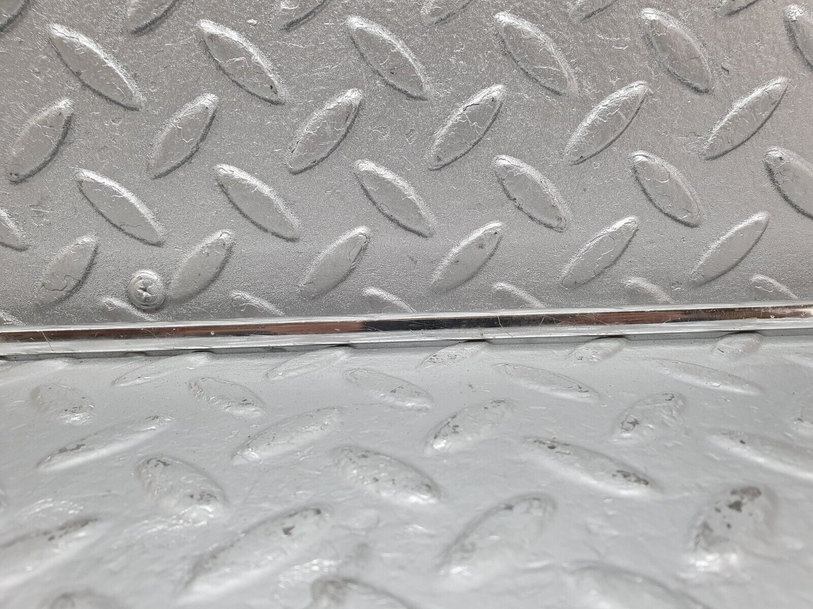 43472 Mercedes-Benz W108 280SE Right Door Card Chrome Trim