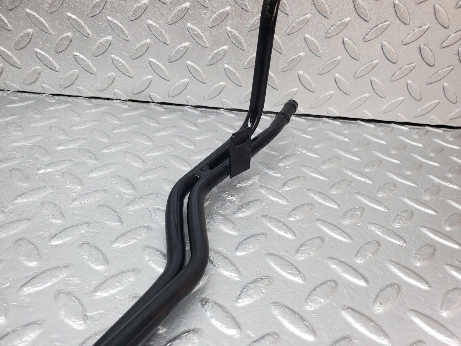 45824 Mercedes-Benz W126 420SE Oil Cooler Pipe