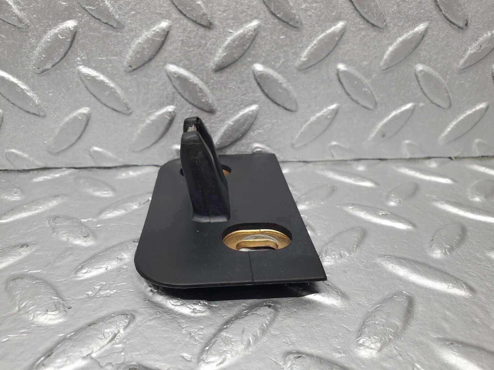 47005 Mercedes-Benz R129 320SL Coupe Trunk Lock Latch