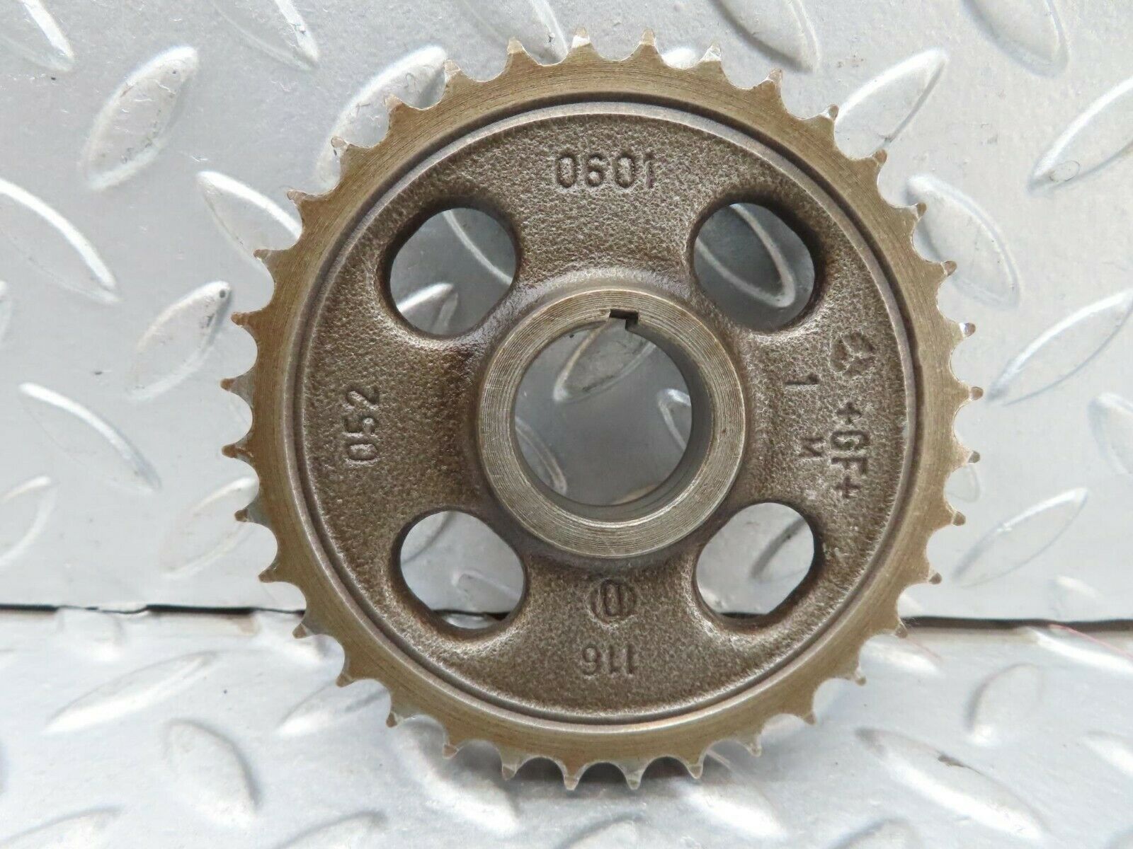 15669 Mercedes-Benz R107 450SL Camshaft Timing Gear 1160520601