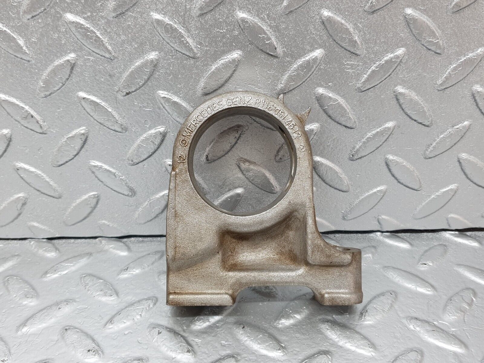 43803 Mercedes-Benz C126 380SEC Coupe Camshaft Tower Bearing 1160514612