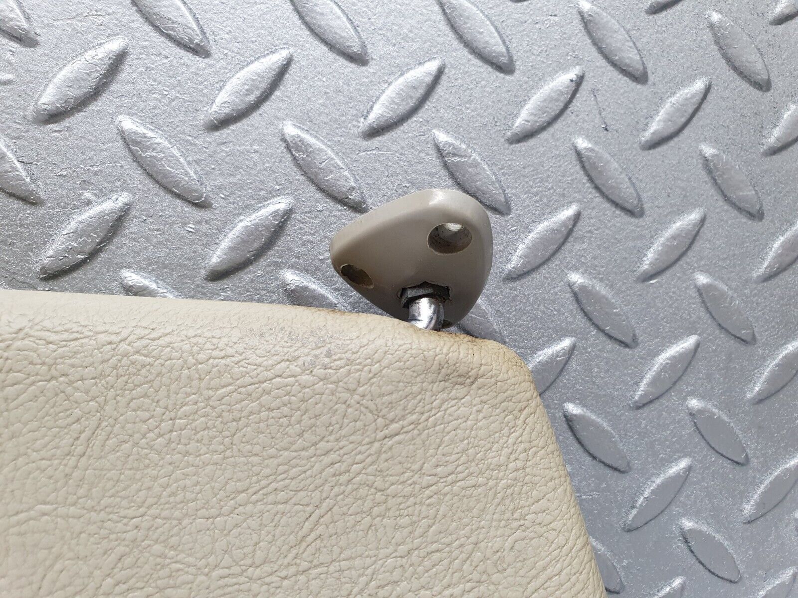 43132 Mercedes-Benz W108 280SE Sun Visor Left Side