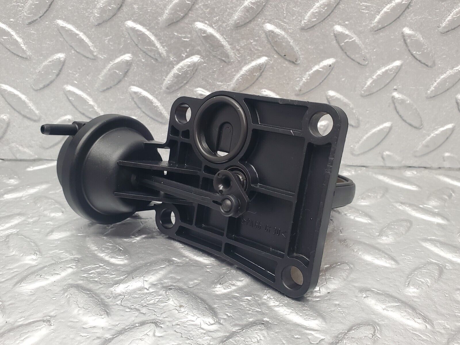 46188 Mercedes-Benz W124 280E Air Intake Resonance Valve