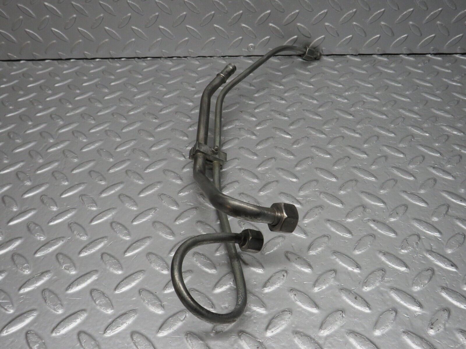 40177 Mercedes-Benz R107 350SL Oil Line Pipe