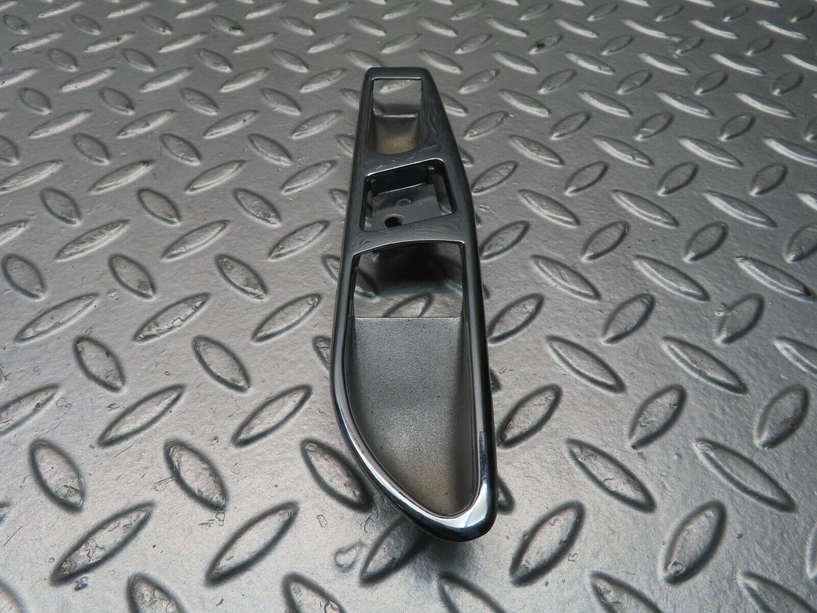 11682 Mercedes-Benz R107 450SL Interior Door Handle Chrome Surround