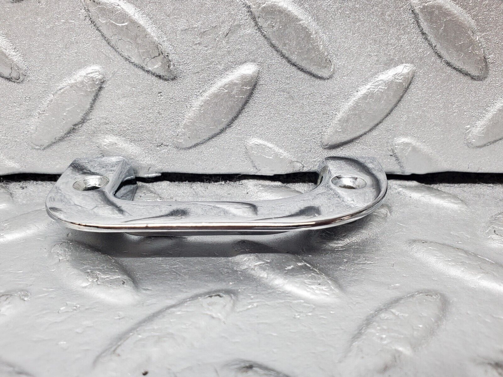 45557 Mercedes-Benz W126 420SE Interior Chrome Door Latch Trim Left 1237230124