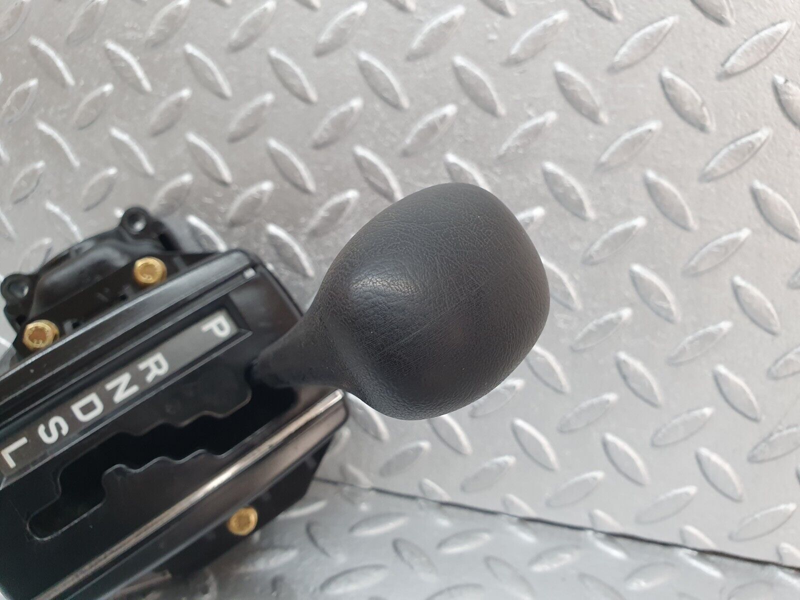 44132 Mercedes-Benz C123 230CE Coupe Automatic Gear Selector