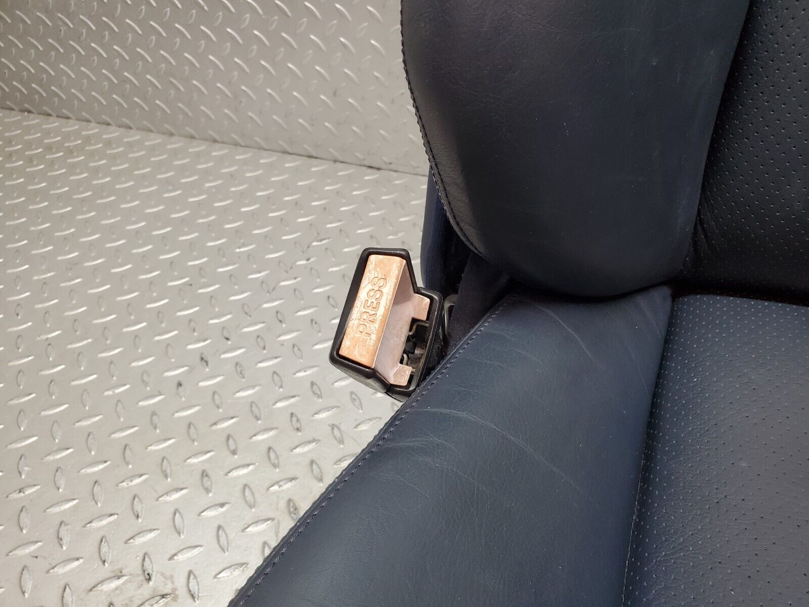 45167 Mercedes-Benz R129 300SL Coupe Electric Front Left Seat Leather Blue