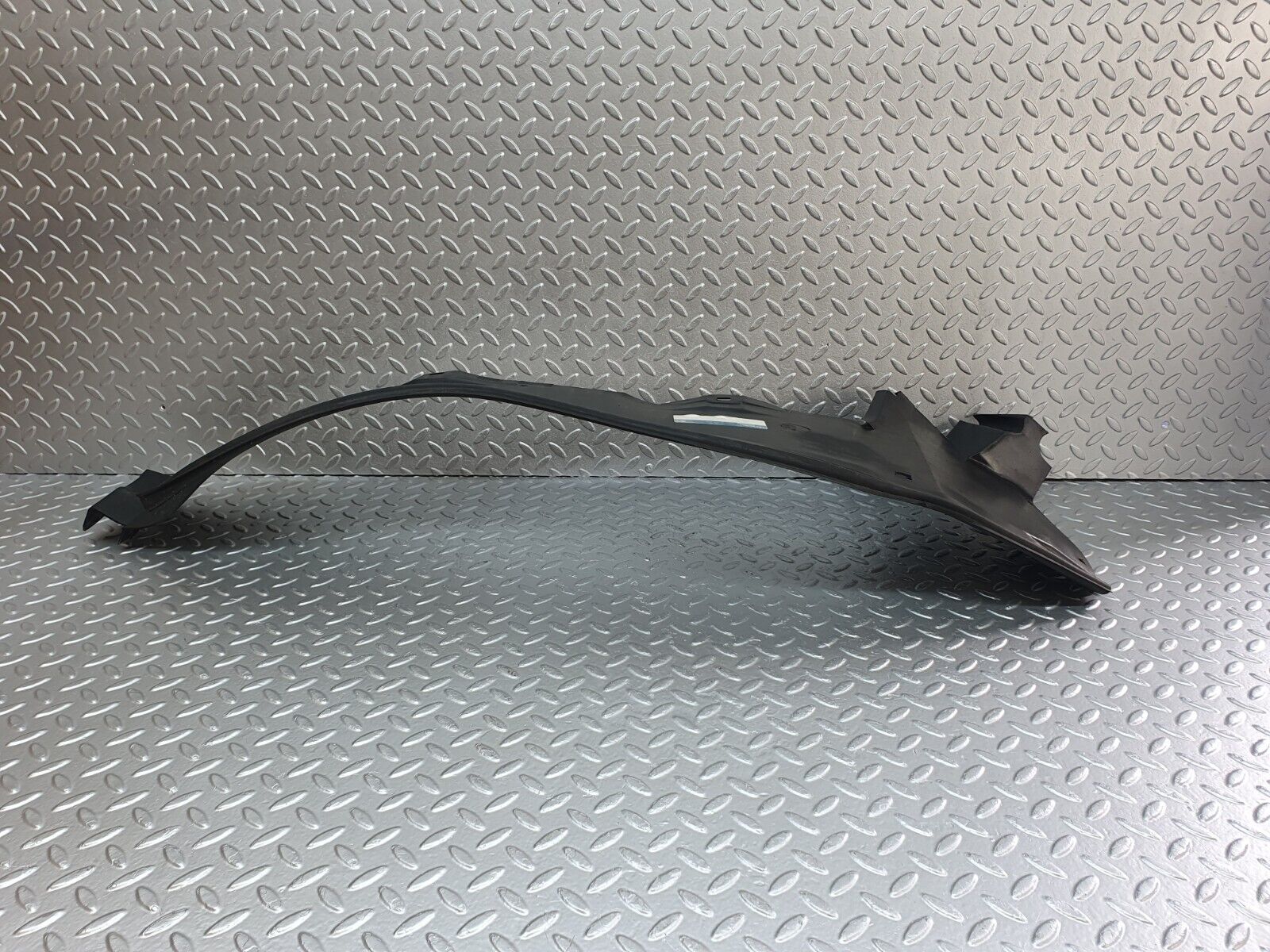 42584 Mercedes-Benz R129 320SL Coupe Front Left Inner Fender Wing Splash Guard 1296980330 1296900130