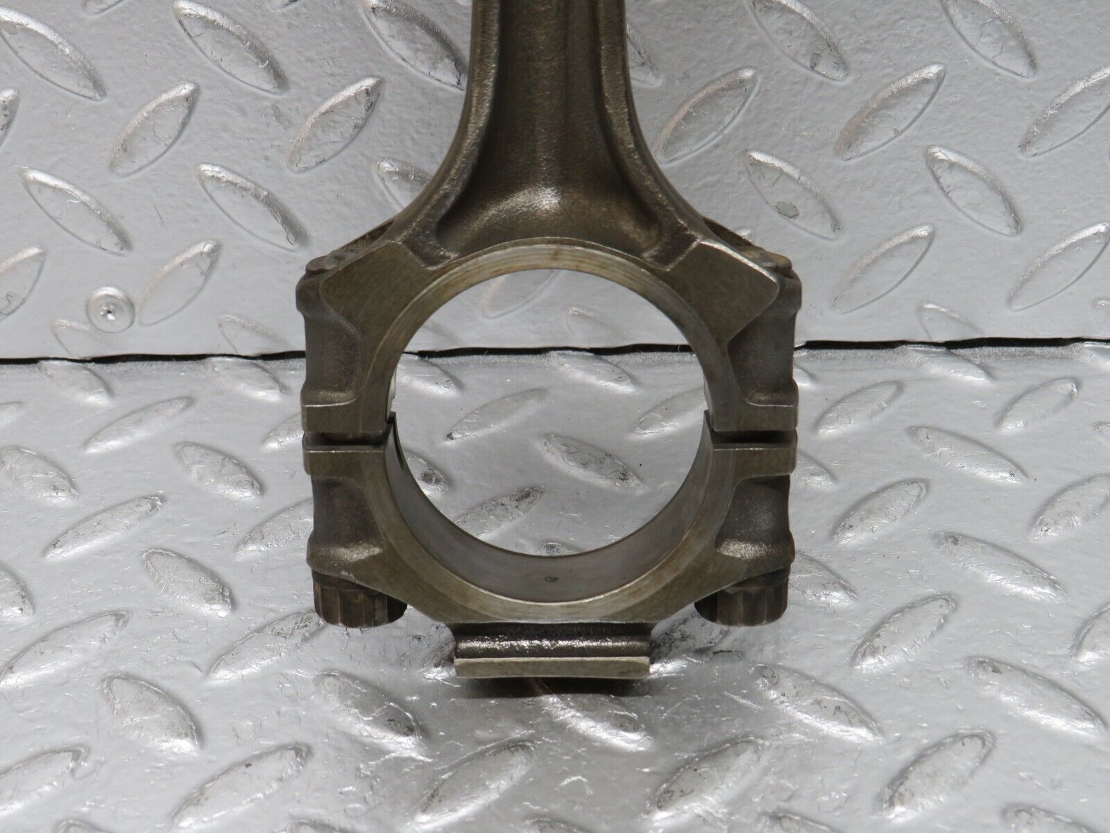 32772 Mercedes-Benz C107 R107 350 V8 Piston With Connecting Rod 92mm 11607