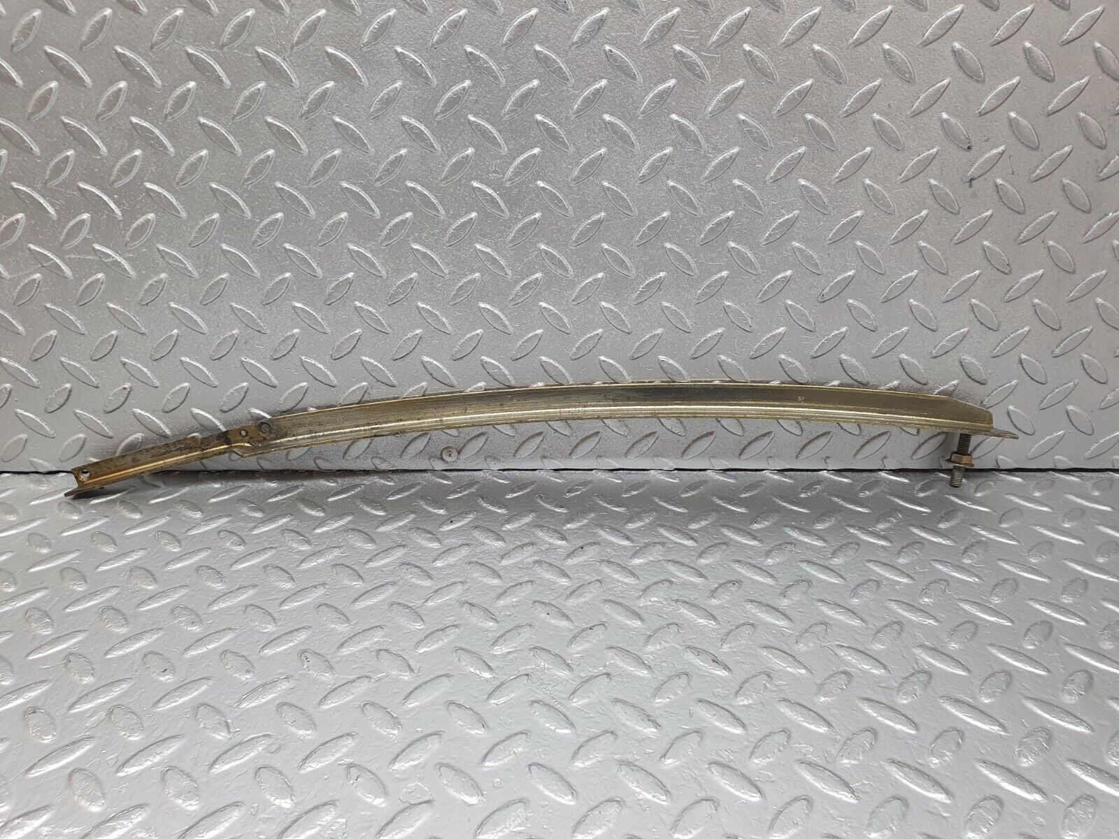 43710 Mercedes-Benz C126 380SEC Coupe Right Door Window Channel