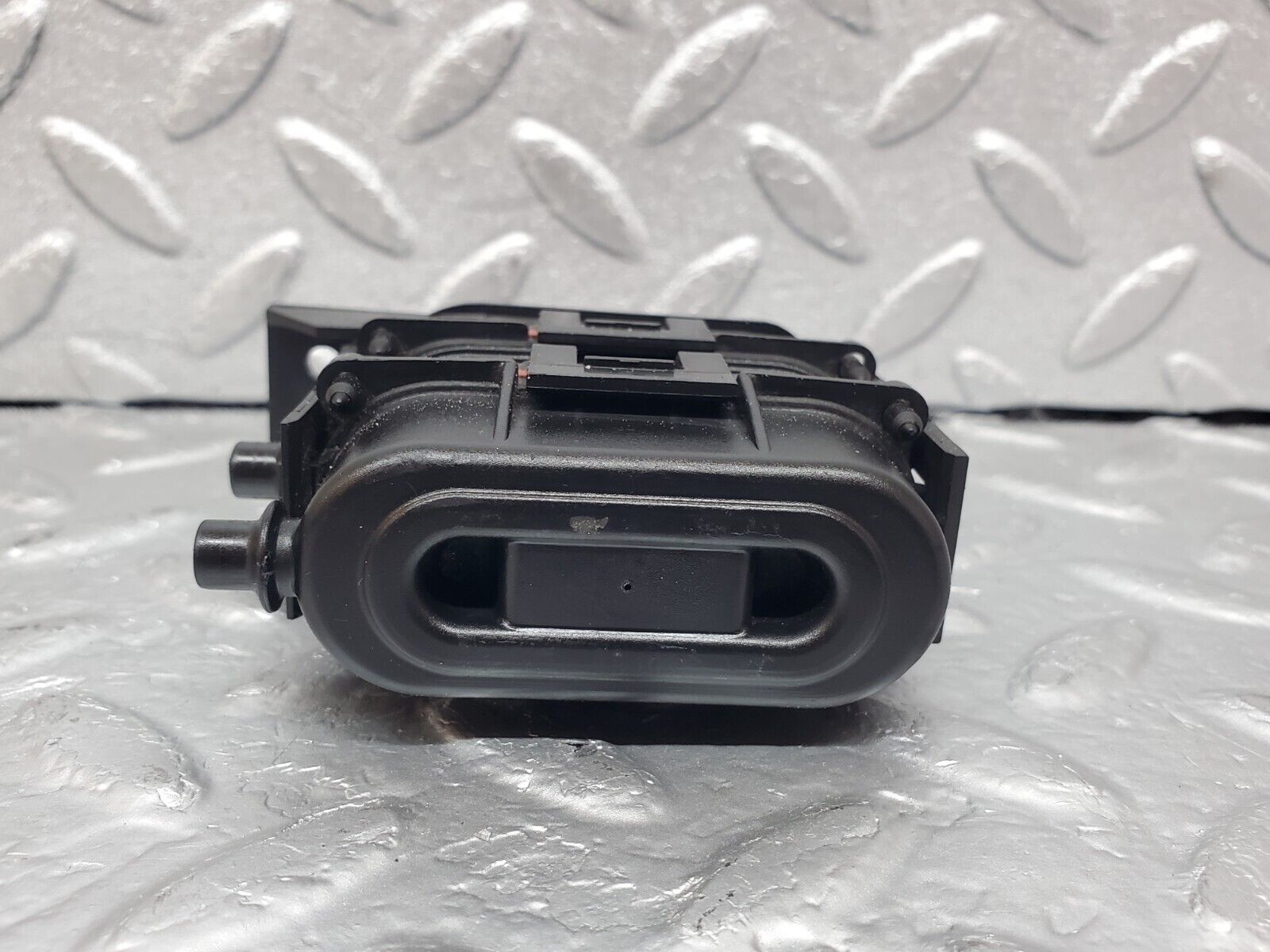 44907 Mercedes-Benz R129 300SL Coupe Heater Box Vacuum Actuator