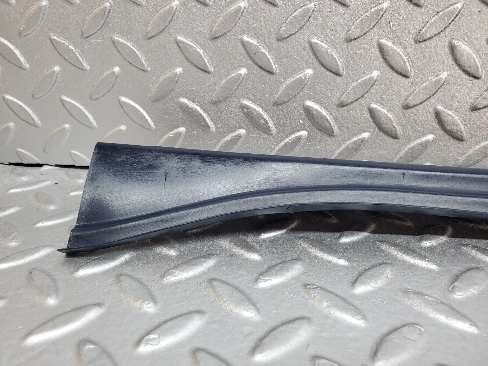 45121 Mercedes-Benz R129 300SL Coupe Right Door Sill Trim Blue 1297271088