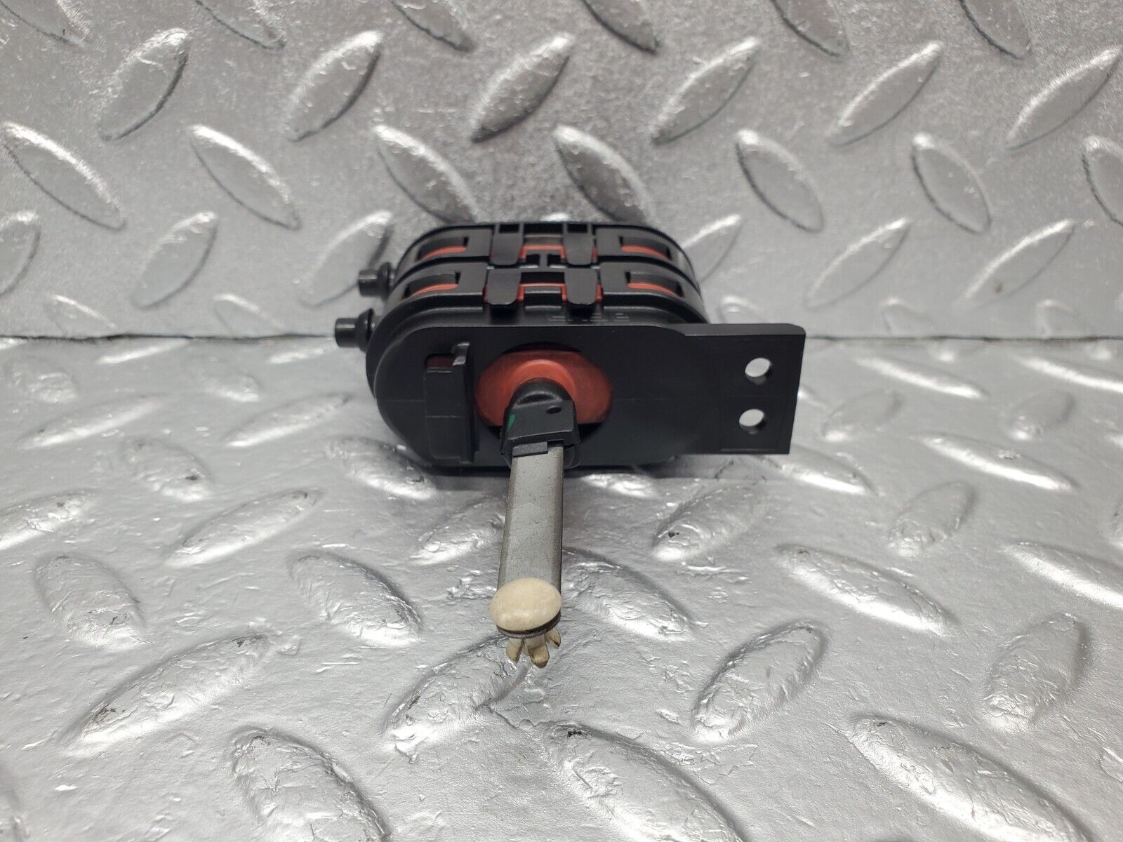 46994 Mercedes-Benz R129 320SL Coupe Heater Box Vacuum Actuator