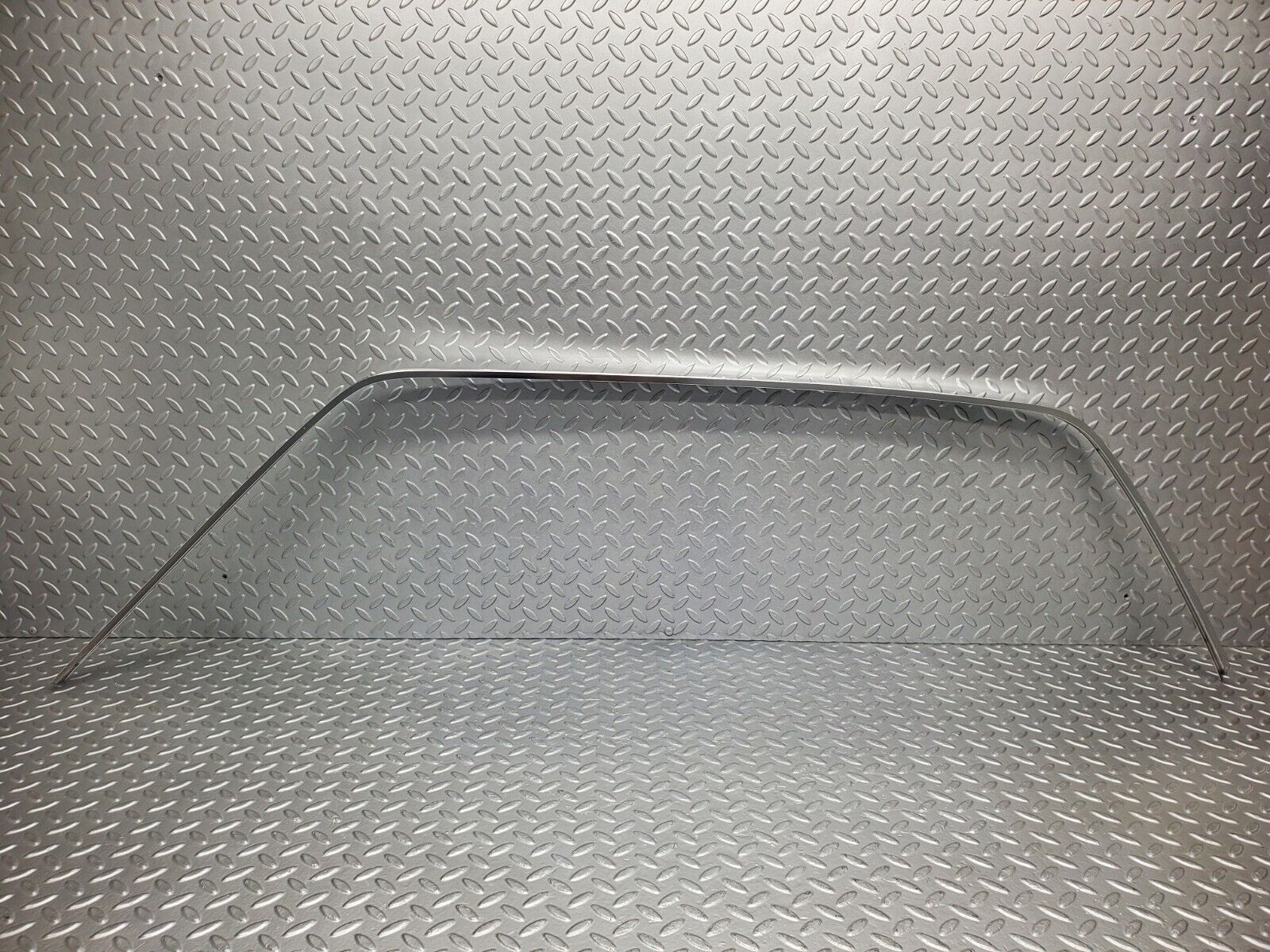 46503 Mercedes-Benz C123 280CE Coupe Chrome Roof Trim Cladding Right Side