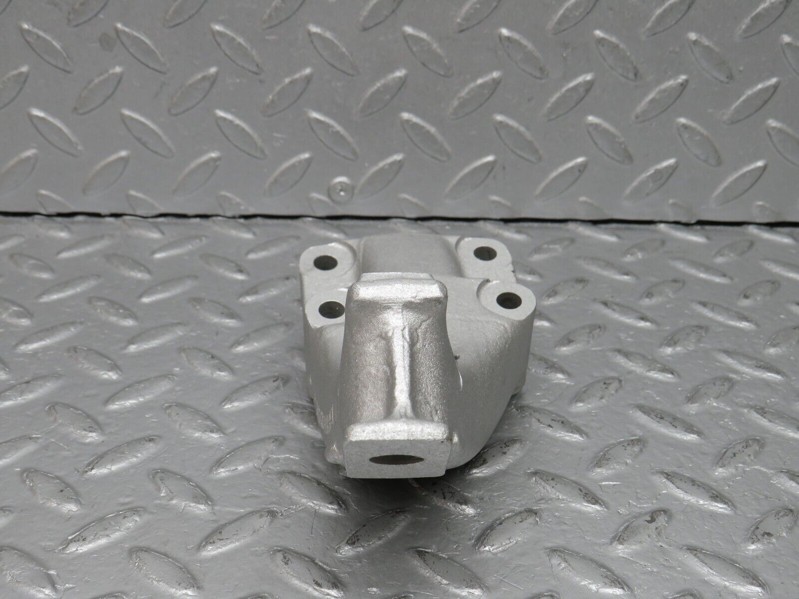 39249 Mercedes-Benz R107 500SL Engine Mount Bracket Right 1162234704