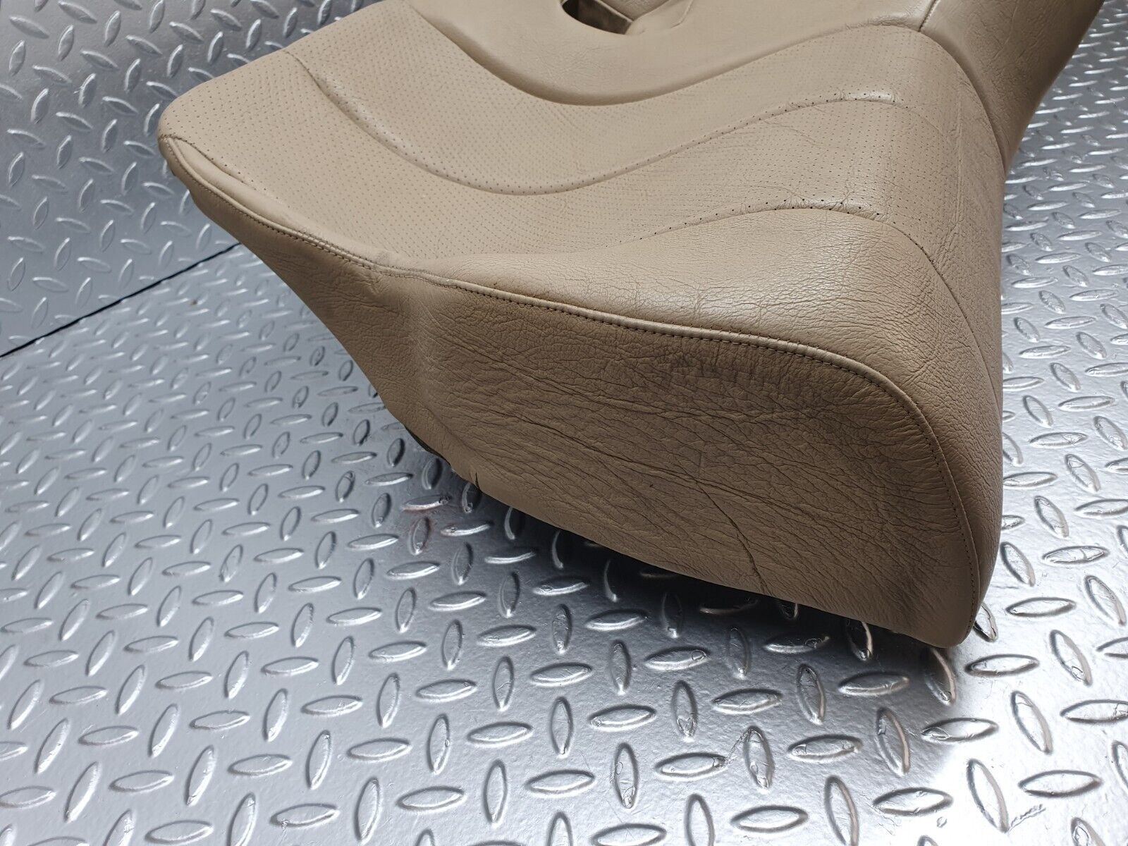 42418 Mercedes-Benz R129 320SL Coupe Rear Seat Beige Leather 1299220101 129920020