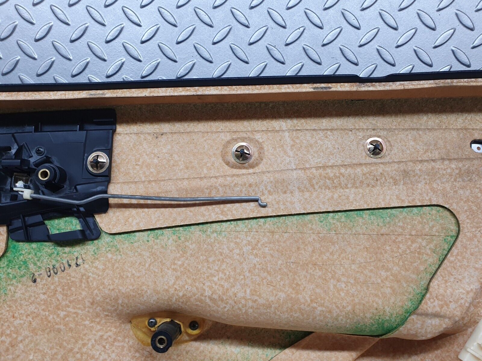 41773 Mercedes-Benz W202 C200 Rear Left Door Card 2027601361