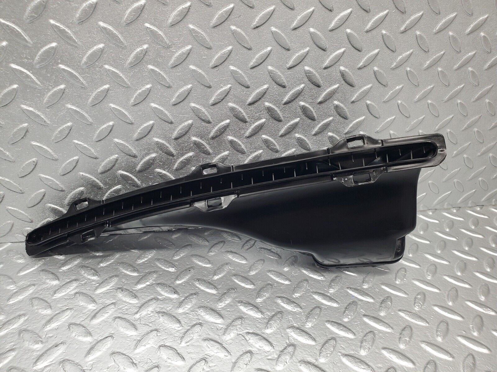 46506 Mercedes-Benz C123 280CE Coupe Air Duct Vent Pair 1238300219 1238300119