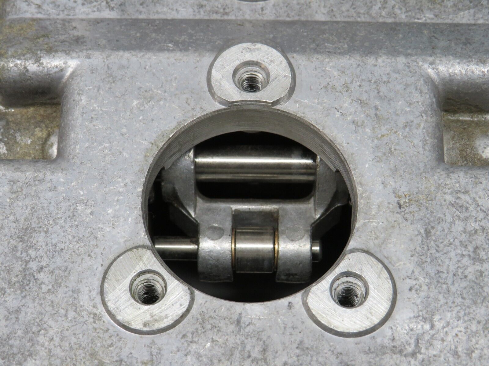 40054 Mercedes-Benz R107 350SL Air Flow Mass Meter Sensor Bosch 0438120062 1171410590