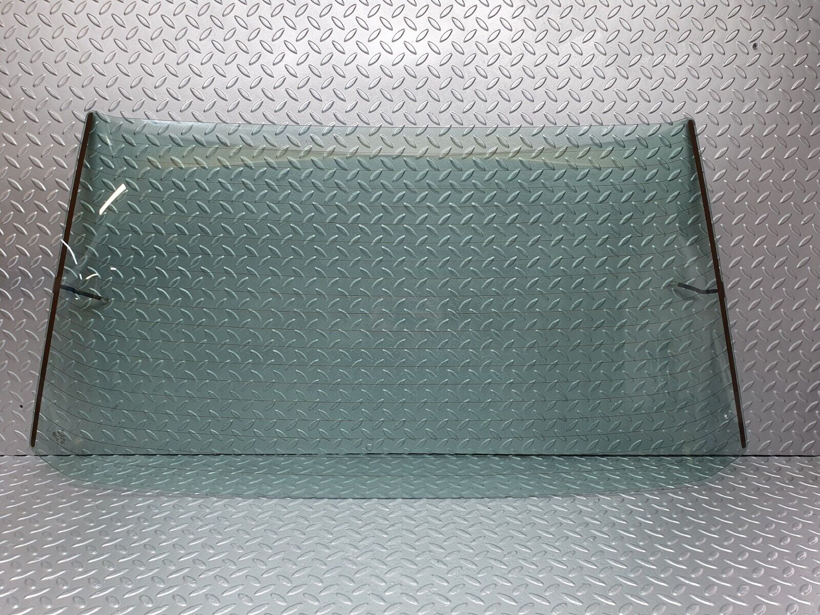 42919 Mercedes-Benz W201 190 2.0L Rear Heated Windscreen Glass