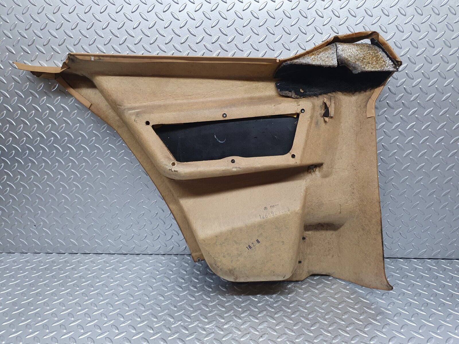43804 Mercedes-Benz C126 380SEC Coupe Rear Right Card Panel Beige 1266921089 1266922289