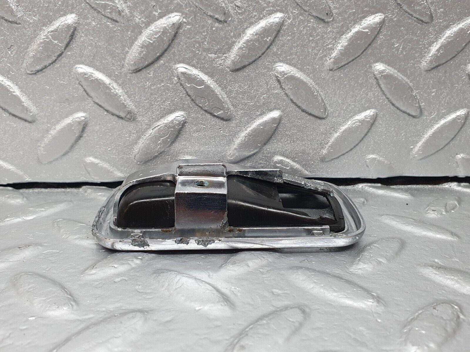 43106 Mercedes-Benz W108 280SE Chrome Frame For Door Opener Left 1087660511