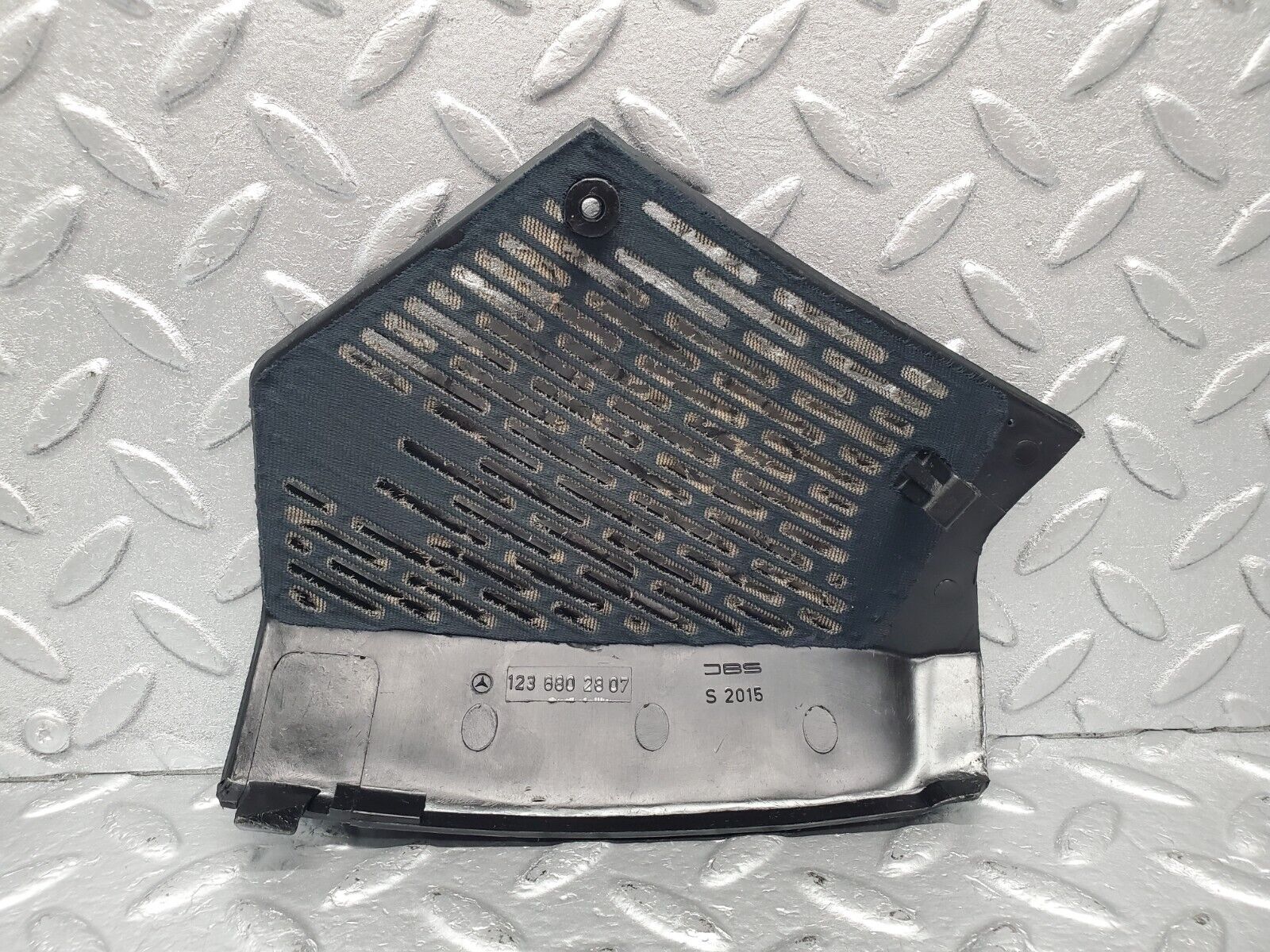 46363 Mercedes-Benz C123 280CE Coupe Dashboard Speaker Covers Black 1236802807 1236802707