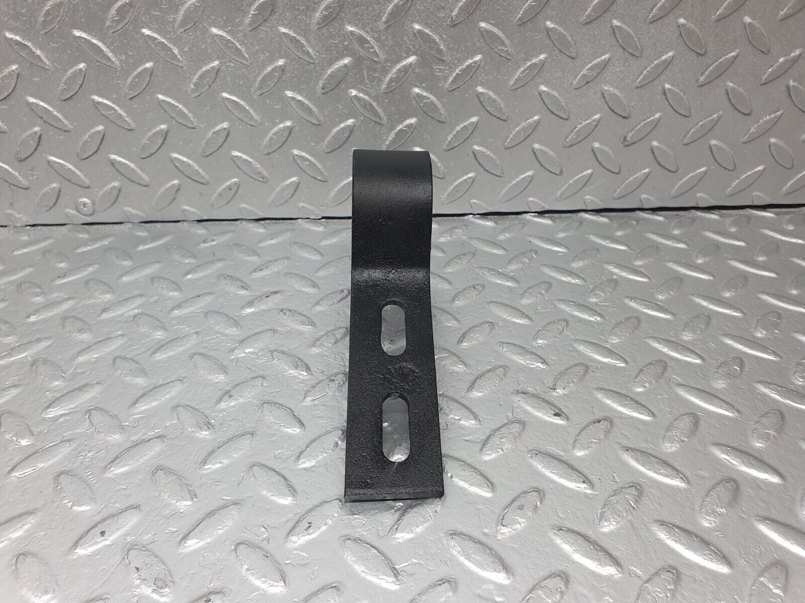 43406 Mercedes-Benz W108 280SE Front Left Bumper Bracket