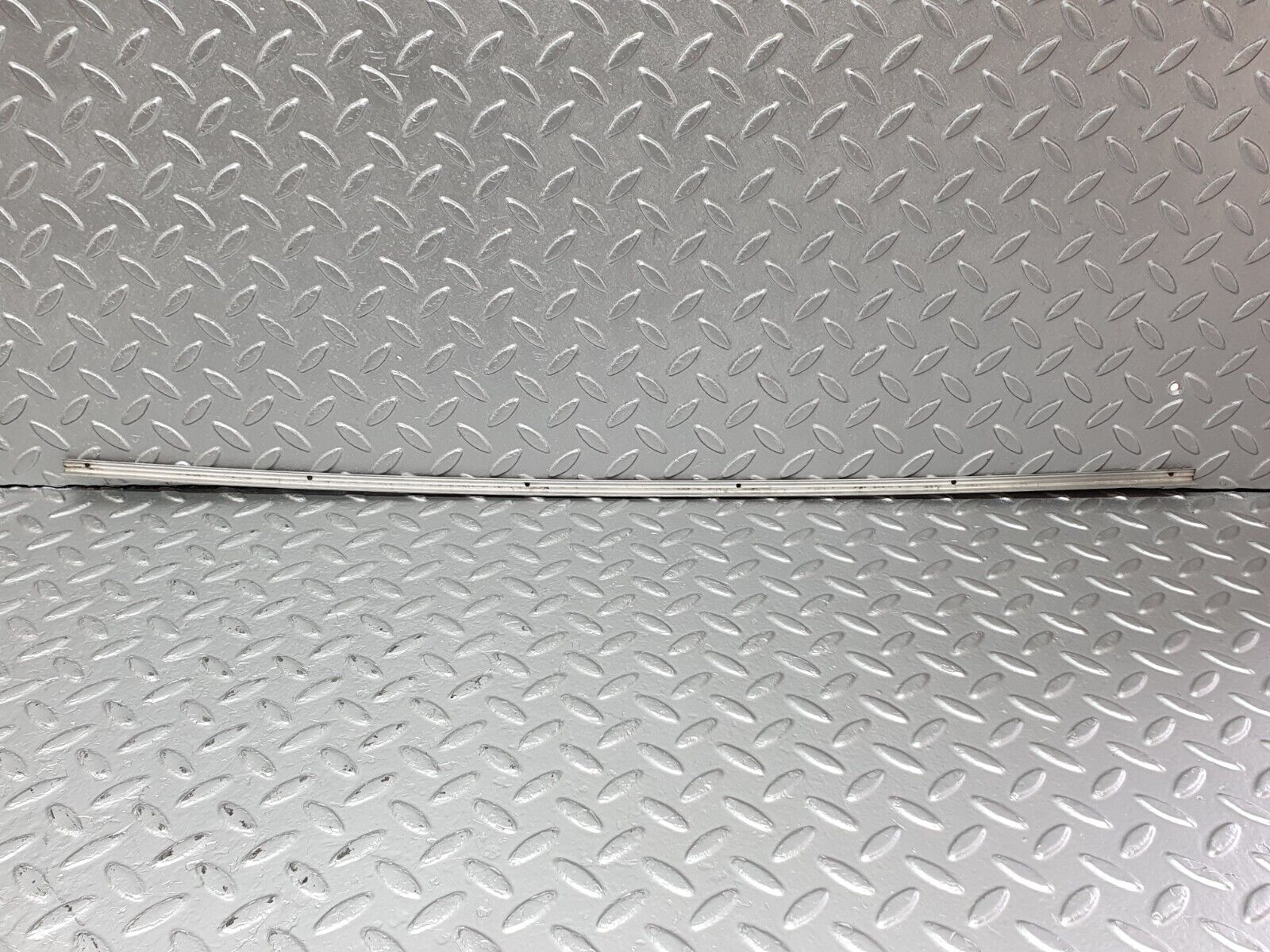 41715 Mercedes-Benz W124 200E Sunroof Chrome Trim