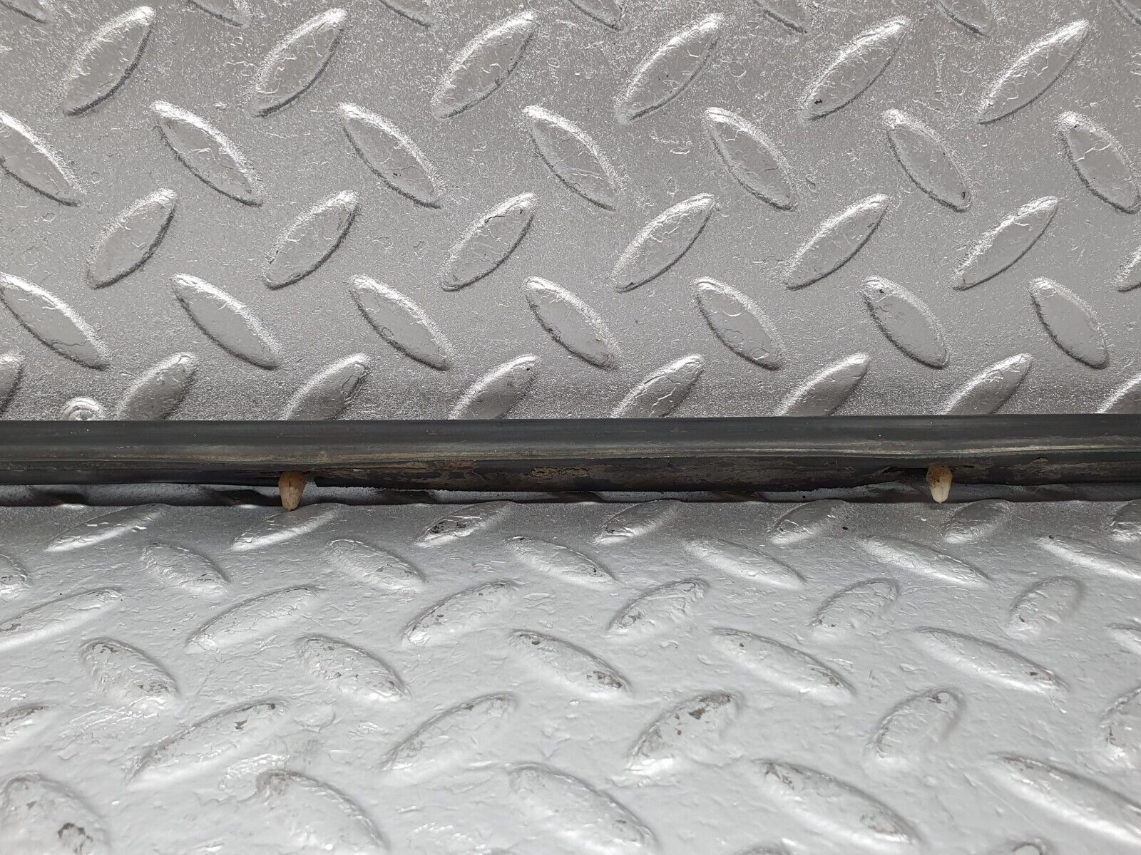 43458 Mercedes-Benz W108 280SE Rear Left Door Centre Moulding Trim