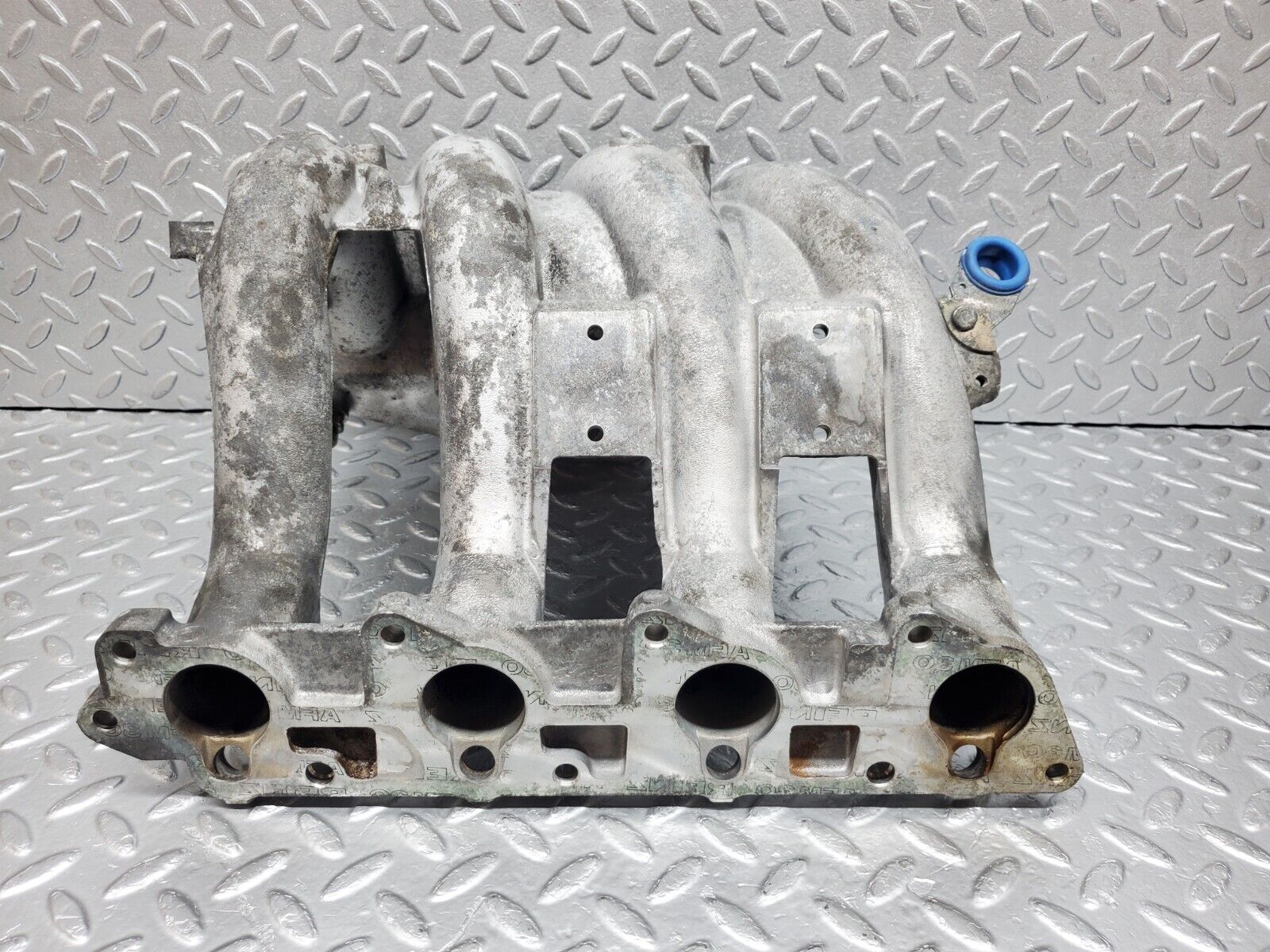 44869 Mercedes-Benz W124 220E Intake Manifold 1111411201